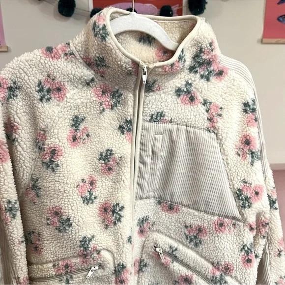 Looks like a Loveshackfancy copy Pink Floral Teddy Jacket - Picture 4 of 11